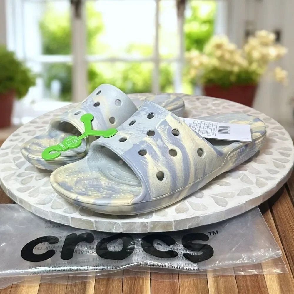 NWT Crocs Classic Slip-On Marbled Slide 208293‑1FS Unisex Youth Size J6 Women’s